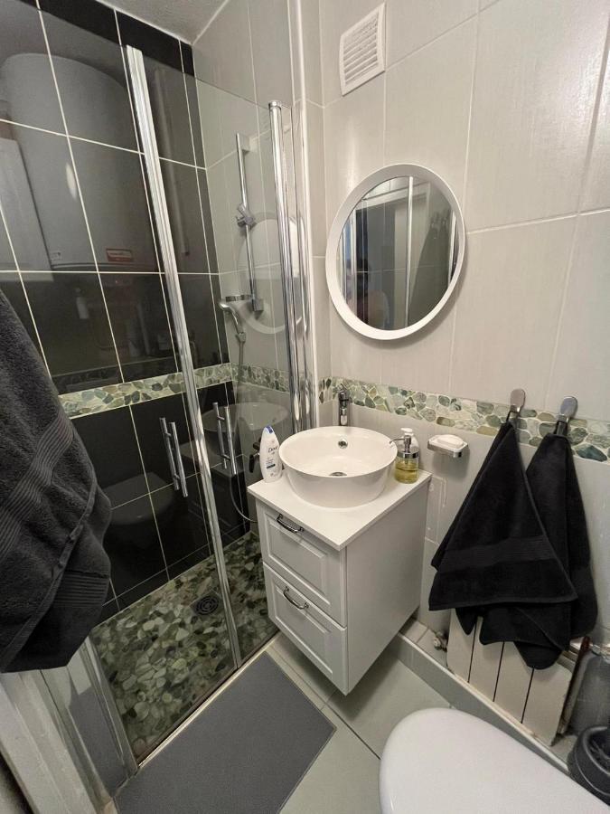 Superbe Appartement Au Hypercentre De シャンベリ エクステリア 写真