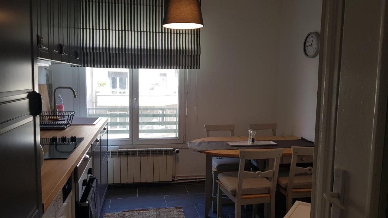 Superbe Appartement Au Hypercentre De シャンベリ エクステリア 写真